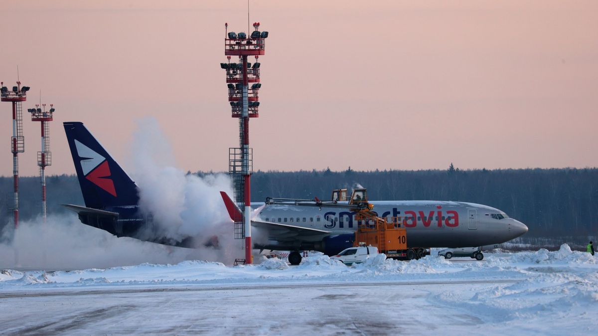 Boeing přejel v ruském Permu ranvej. Jde o druhý případ na stejném letišti za dva měsíce